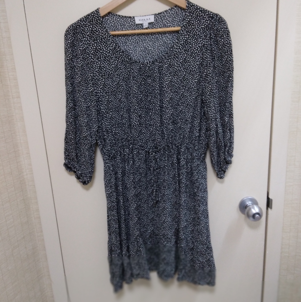💕2 FOR $40- GILLI, Size S, Black w/White Dot Detail Loose Fitting Midi Dress 💕